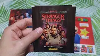 Opening Booster Pack Stickers Stranger Things 