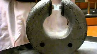 Liquid oxygen between two magnets