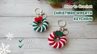 EASY Crochet Christmas Wreath Keychain Tutorial 🎄  Beginner Amigurumi DIY Holiday Ornament