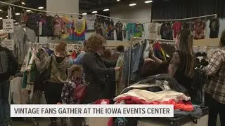 Vintage fans gather at Iowa Events Center for festival