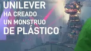 De rave con el monstruo de pl&aacute;stico