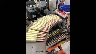 Loading bullets in machine gun belt #shorts #youtubeshorts #fasttech