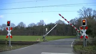 Spoorwegovergang Rheine (D) // Railroad crossing // Bahnübergang