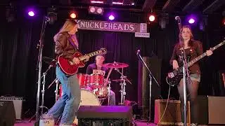 Black Hŏk covering Led Zeppelin's 