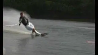 Shortline waterskiing in Borgvik, Sweden. 2@35 off. 12m/58 km/t