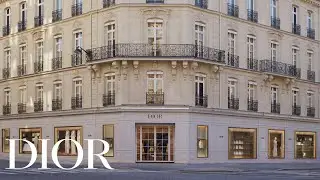What is #Dior30Montaigne?