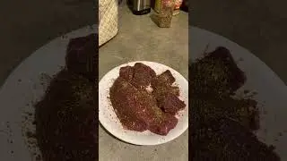 Deer Tenderloin vs. Backstrap. Not Even Close!!!@OutDoorsModerator #cooking#deer#dinnertime