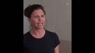 Charisma Carpenter looking good in leggings 01