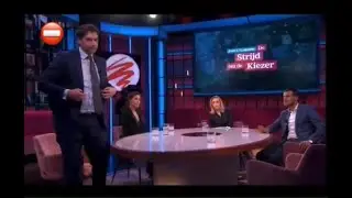 Thierry Baudet&rdquo; loopt weg bij Jinek tijdens speech Martijn Koning