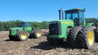 Playing Musical Tractors...80's And 90's John Deere's In The Field