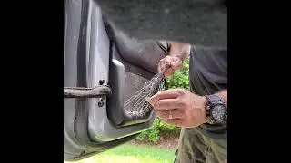 Jeep JKU saggy door net removal in 2 minutes or less