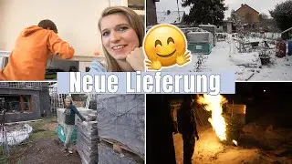 ES GEHT WEITER! | DIE N&Auml;CHSTE LIEFERUNG | Wohnzimmer einrichten Weihnachtsbaum brennt 🤪