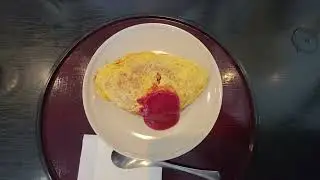 オムライス大盛り 1030円　海南駅前 みき乃や