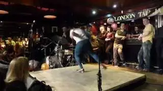 Adele- LTJ-26Oct2014-00083