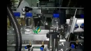 fixed point label applicator machine automatic pet plastic bottle labeling equipment