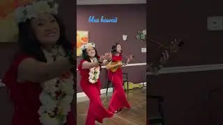 Blue Hawaii #dance #elvispresley #ukulele #ukulelecover #jessicamaeve #hula  #momanddaughterdance