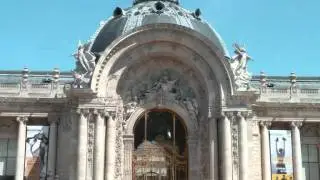 THE GRAND PALAIS AND PETIT PALAIS - PARIS