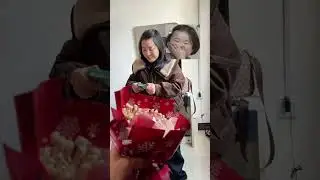杨涛和雷蕾准备回四川，买点好吃的回去，陪陪爸妈吃饭 #vlog日常 #贵州特色美食 #远嫁 #杨涛和雷蕾