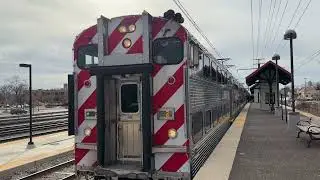 Metra Electric Holiday Train Runs Inbound Metra Train #BX02 At Homewood On December 20, 2025
