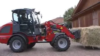 Weidemann kniklader 1880 en shovel 2080 paardenstal