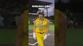 Nothing Beats a JetBlue Holiday #shortsfeed#jetblue#baseball#bananaball ​⁠@coachrac