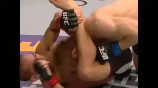 Joe Soto buscando finalizar Michinori Tanaka