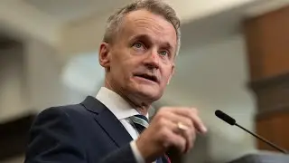 Labour minister tables bill to ban replacement workers in strikes, lockouts