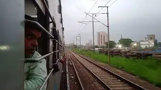 High Speed Running Poorva Express Before New Delh After Gaziabad View 