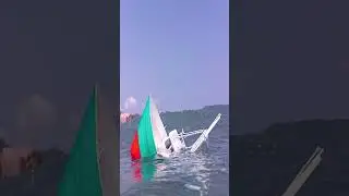 Cardboard ship sinking, underwater footage of an RC boat #ships  #rcships #sinkingship #shipsinking
