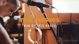 Tina Refsnes - Man of This House | Live in Rohdos Garage