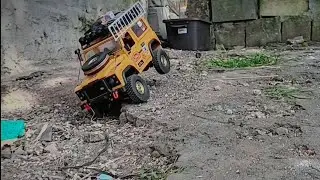 Mobil mobilan jalan sendiri RC offroad adventure Land Rover Defender MN98 V2