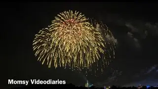 Watching Magic Kingdom’s Minnie’s Wonderful Christmastime Fireworks @ Disney’s Polynesian Resort