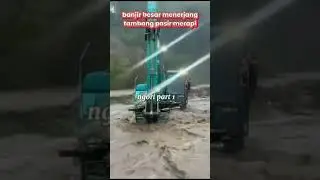 Detik-detik banjir menerjang tambang pasir merapi #shorts