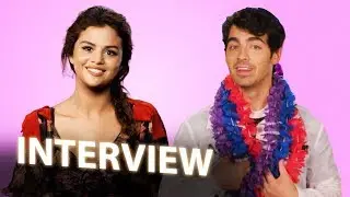 Selena Gomez & Joe Jonas Interview | HOTEL TRANSYLVANIA 3: SUMMER VACATION (2018)