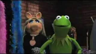 What's a Whatnot? - No One is Bigger than Miss Piggy