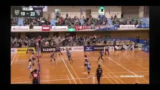 Yurie Nabeya is the setter and 4T attacks to score/PFU Blue Cats 3- 0 Ageo Medics /J-League 20211030