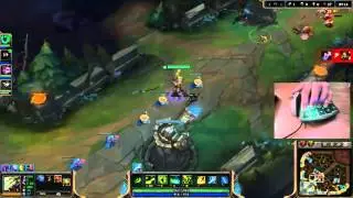 Razer Tartarus Macro Keypad in action (League of Legends)