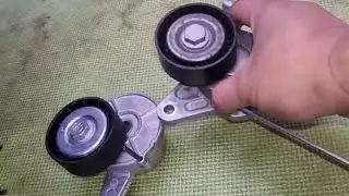 Serpentine belt tensioner replacement, vw touran/golf7 golf 7.5 1.6/2.0 TDI caxa