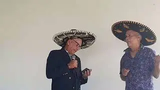 Debajo de los laureles,Reino Perez 