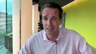 FLORIAN INHAUSER unterst&uuml;tzt DearMamma