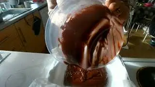 Школьный шоколадный торт из бетона (очень прост в приготовлении)