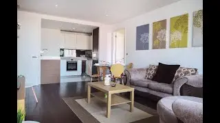 Rent this quaint 2 Bed Flat in London E14 9EY | RentLondonFlat.com