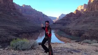 Elvis wedding inside the Grand Canyon - Tony Felicetta as Elvis