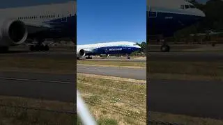 Boeing 777-9 N779XW Taxi at Boeing Field