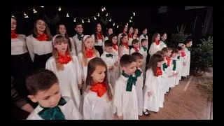 Levitis Kids - E SARBATOARE  - Colind copii