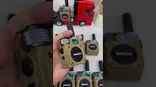 Walkie-talkie de largo alcance con cobertura de hasta 5000 km, ideal para uso extremo y profesional.