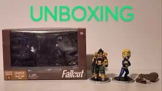 Syndicate Collectibles Fallout Collectible Figure Set A Excavator and Vault Boy (Gun) Unboxing