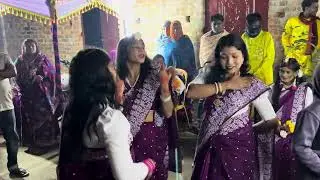 হিন্দু বিয়ের গায়ে হলুদের নাচ