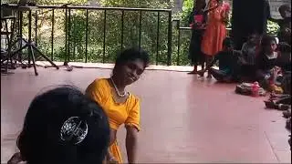 රන් දෑකැත්තෙන් නෙළනා ...💐💐
