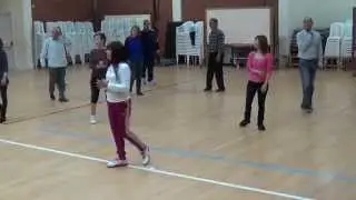 Μάθημα ζειμπέκικος χορός - Ομάδα επιμορφωτικών Τούλας Θεοδούλου